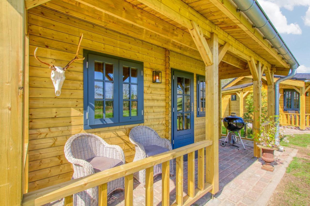 Appel Lodge Diessen Exterior foto
